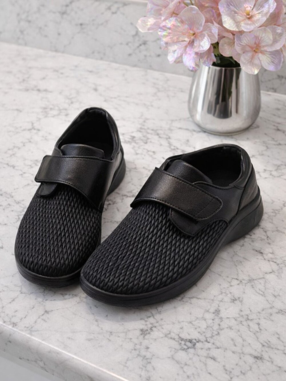 Propet Bianca Black Leather Comfort Walking Shoes | Women’s 7.5 B Orthotic